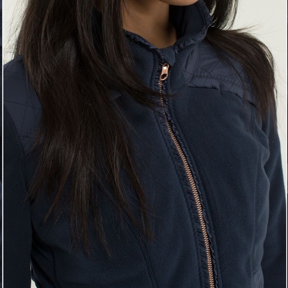 Lululemon Fleecy Keen Jacket - Picture 6 of 9